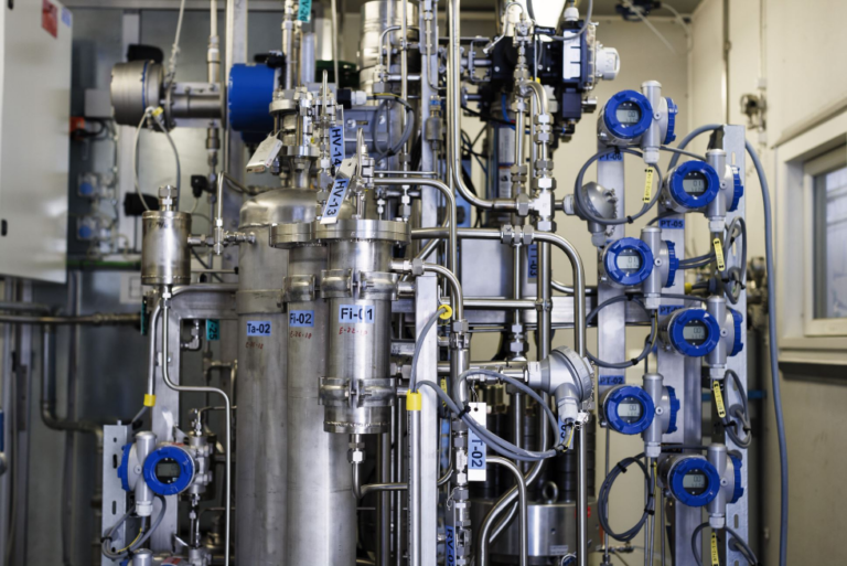 Water Electrolysis IFE